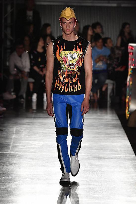 Moschino 2018春夏男装系列 图片来源:Moschino