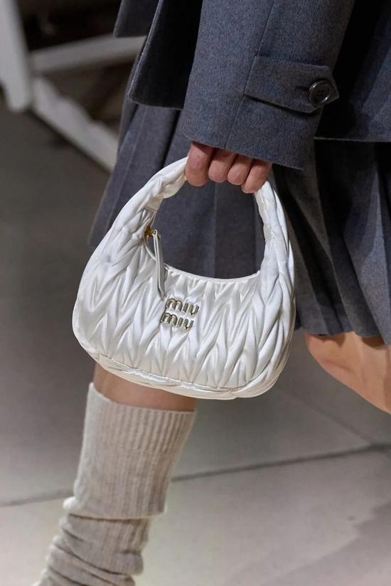 Miu Miu 2022 春季系列