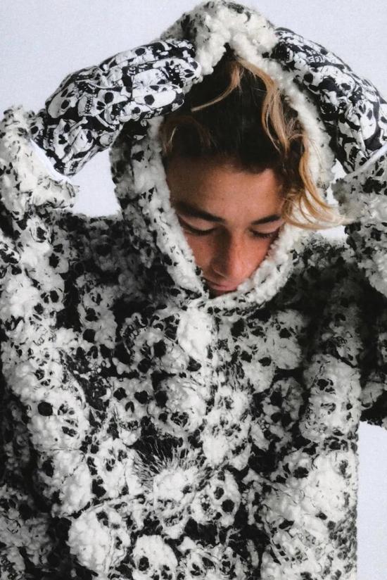 Printed Fleece Hoodie / Via ERL