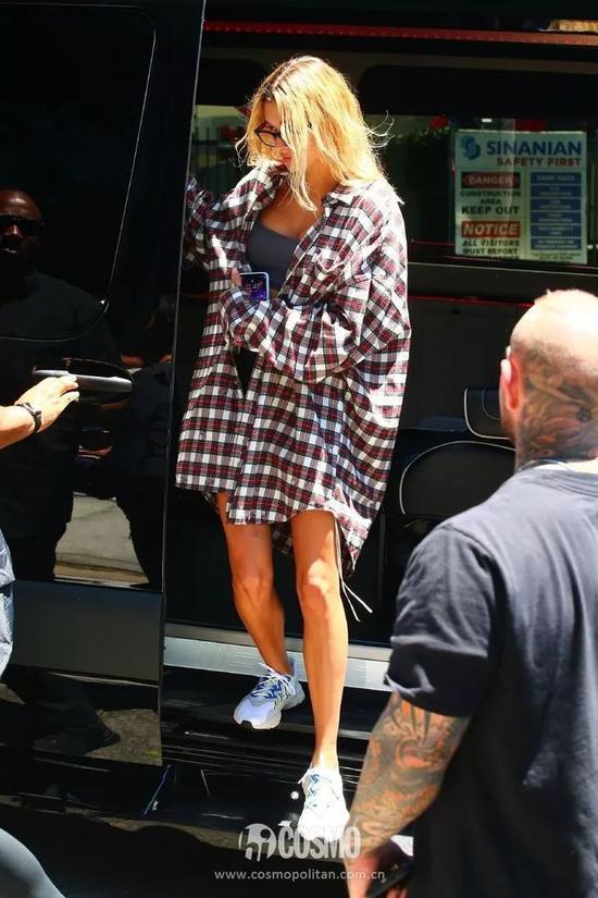 Hailey Bieber