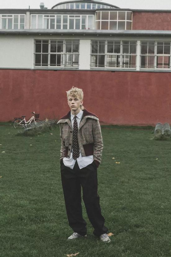 Hero Magazine