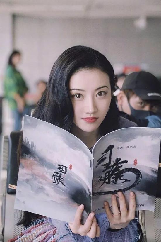图源:微博@景甜
