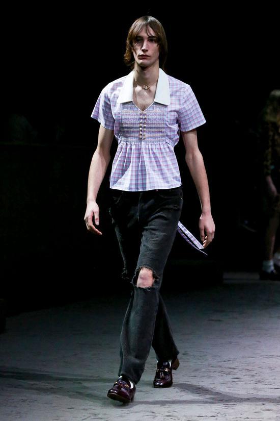 GUCCI 2020 秋冬男装秀场 | Via Elizabeth Pantaleo for NOWFASHION