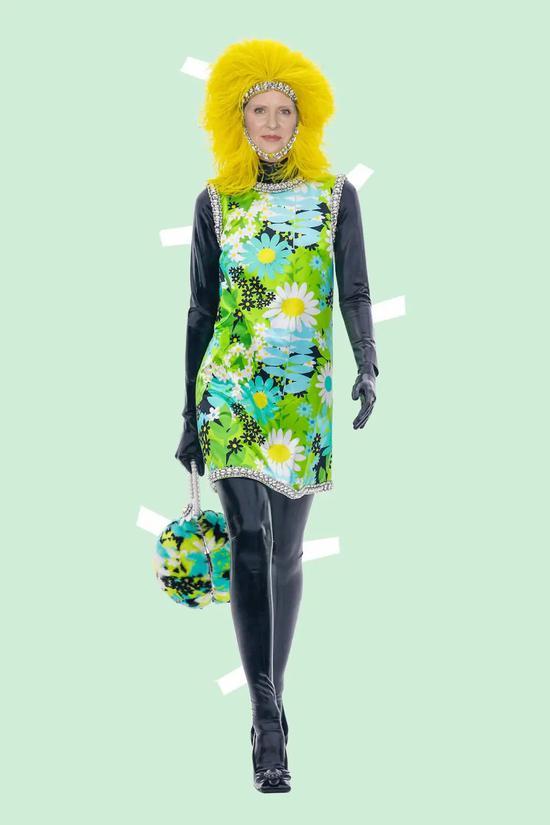 Miranda:Moncler造型