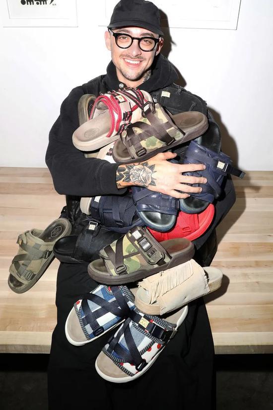 Cherman和他收藏的 Visvim Christo。 Mike Cherman