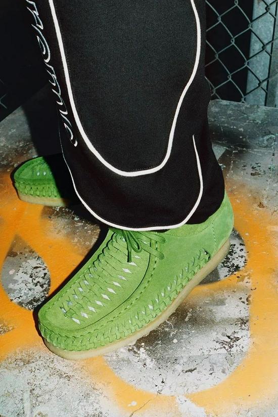 Clarks x Supreme