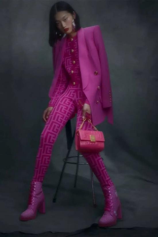 Balmain x Barbie 特别限定系列