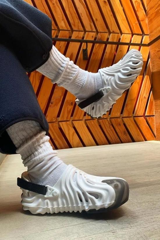 Salehe Bembury x Crocs