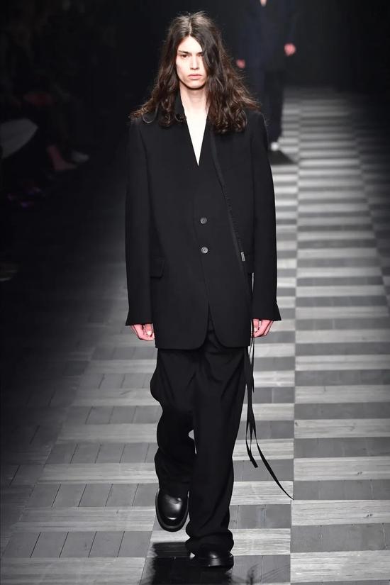 ANN DEMEULEMEESTER 2022 FW