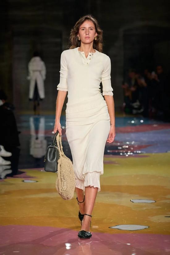 Bottega Veneta 2023春夏秀场