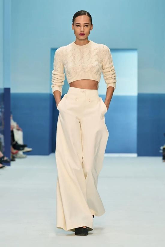 Max Mara 2023春夏秀场
