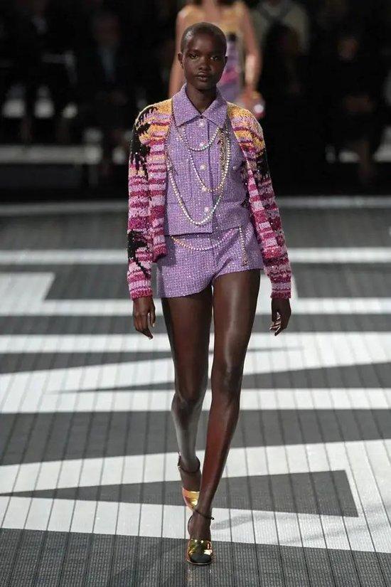 CHANEL 2023/24 Cruise