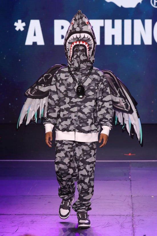 从侃爷到Lil Baby，占领两代人衣柜！30年后这个猿人依旧是潮流风向标？