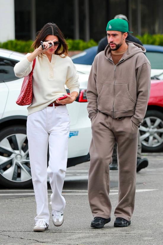 Kendall Jenner & Bad Bunny / Via Daily Mail