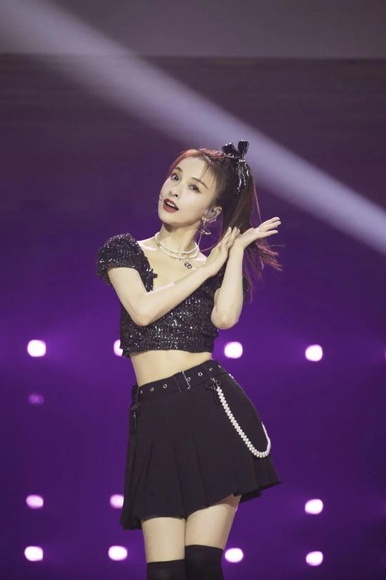 cr:微博@时尚新娘COSMOBride