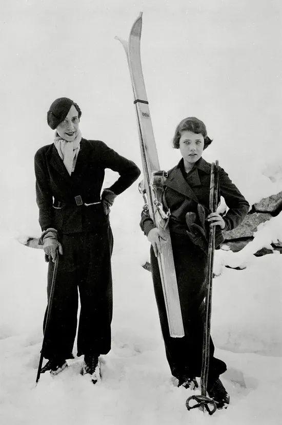 法国高定设计师 Elsa Schiaparelli