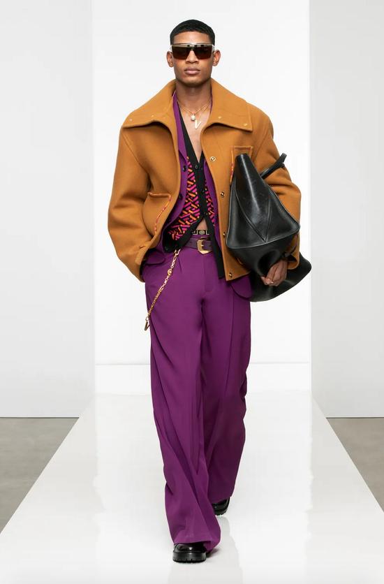 Versace 2022 秋冬男装系列