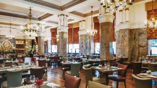 21世纪初拍摄的Hotel Russell餐厅