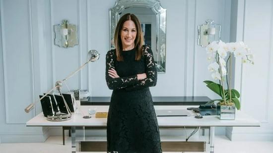 Estée Lauder 集团执行总裁 Jane Hertzmark Hudis