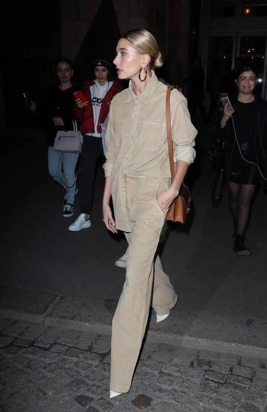 Hailey Bieber