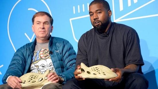 Crocs Foam Runners