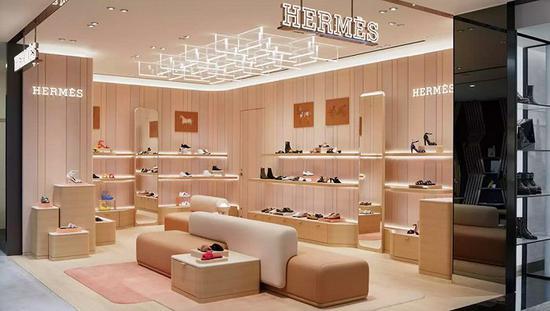 爱马仕日本阪急百货鞋履精品店 图片来源:爱马仕
