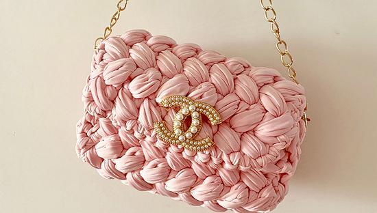 网友制作的泫雅包 图片来源:微博用户@你是猪吗_xTX