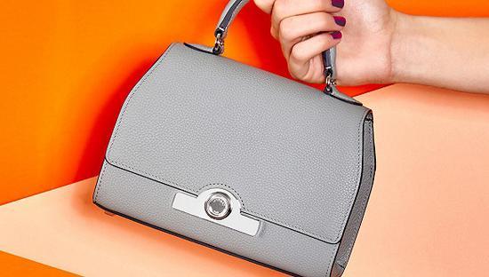 Moynat Réjane手袋 图片来源:Moynat官网