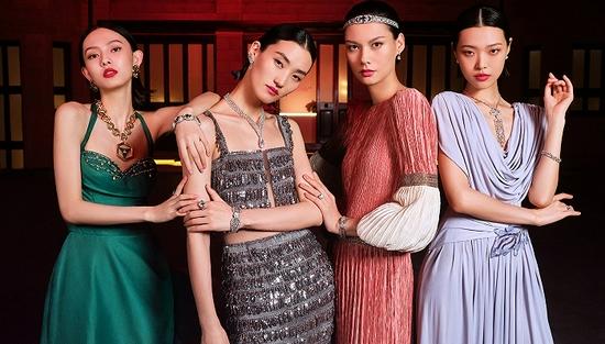 中国超模们佩戴卡地亚(Cartier)古董珍藏系列 图片来源:Cartier