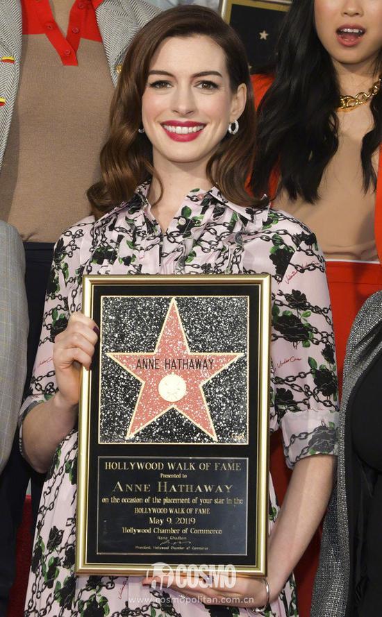 Anne Hathaway