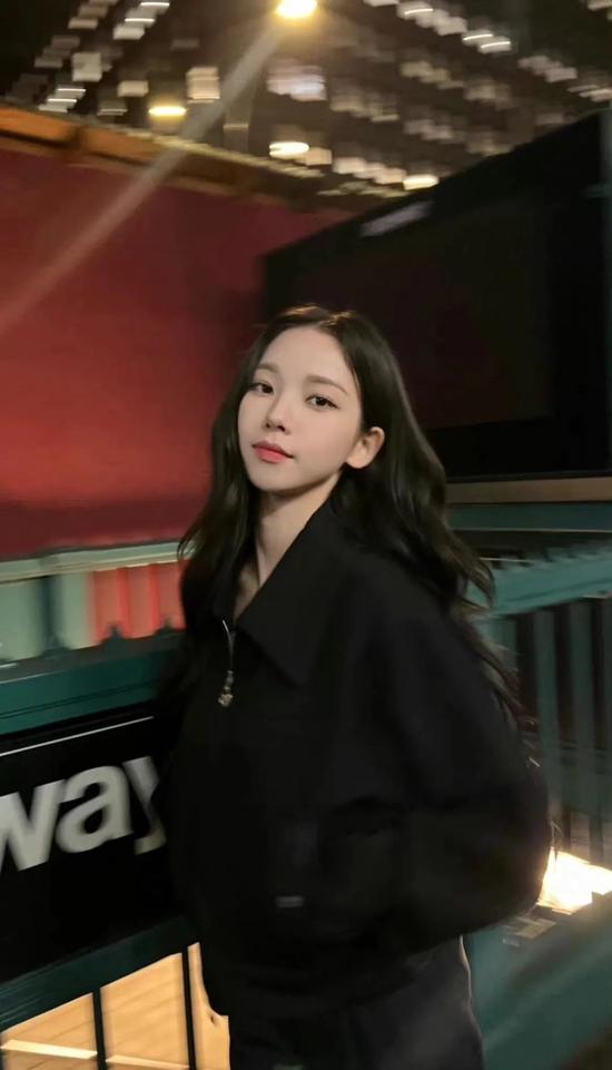 图源来自:新浪微博@:柳智敏_Karina68
