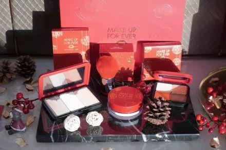 cr:微博@Bobbi Brown