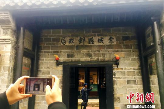 资料图:全国仅存的两所赤色邮政局旧址之一——徐氏祠,位于安徽省金寨县汤家汇镇街道北头组,建筑面积900余平方米,是一座颇具徽派建筑风格的宗祠,为国家级重点文物保护单位。