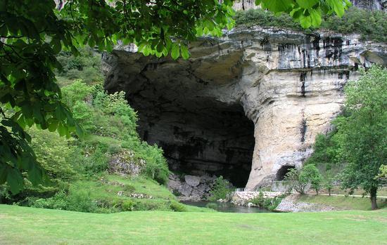 马斯达济勒(Mas d’Azil)岩洞 france-voyage.com 图