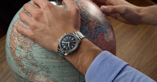 Jaeger-LeCoultre 积家北宸系列日历腕表,图片来源于积家。