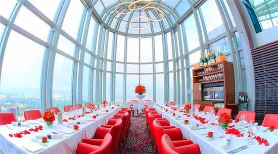 Salt Grill & Sky Bar