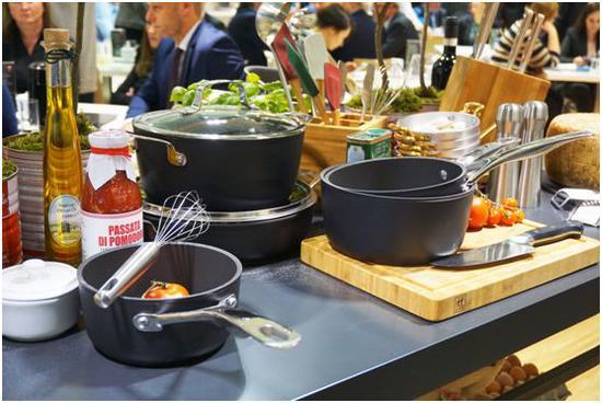 - 酷彩 LE CREUSET -