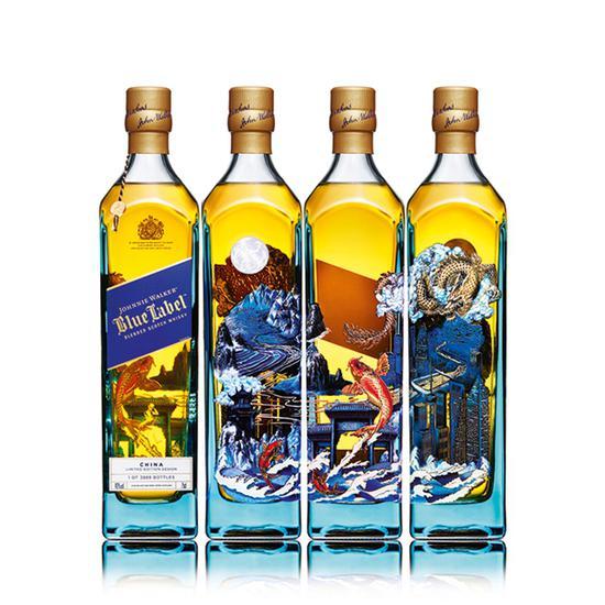 尊尼获加蓝牌“鱼跃前行·龙腾海阔”限量版,图片来源于尊尼获加。