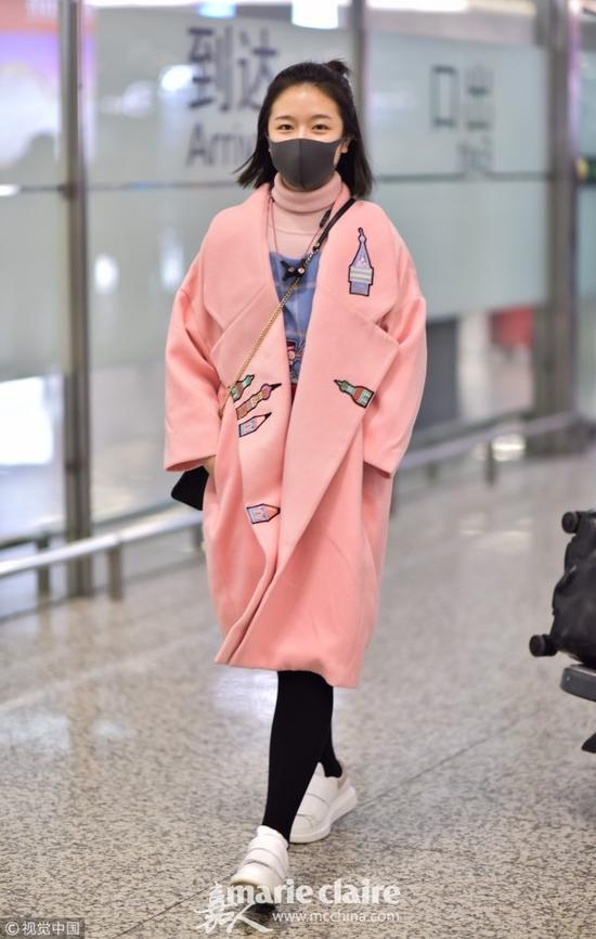 走俏的“蜜桃粉”还你一个温暖又俏皮的少女