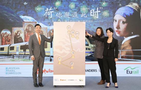 杨宇先生、李昕女士与丁一女士共同启动“经典人文路线”