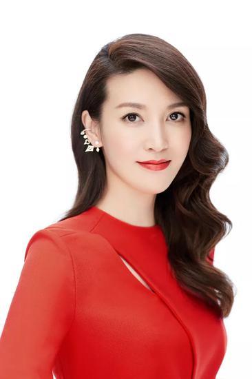 沙小荔 《时尚芭莎》总经理