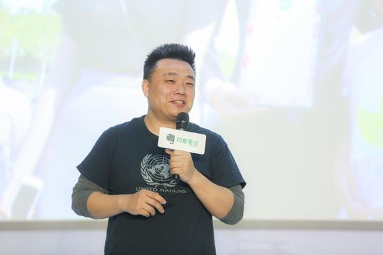 苗世明:《用绘画留住》