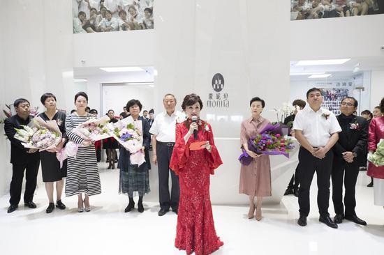 蒙妮坦董事长国际美容教母郑明明女士