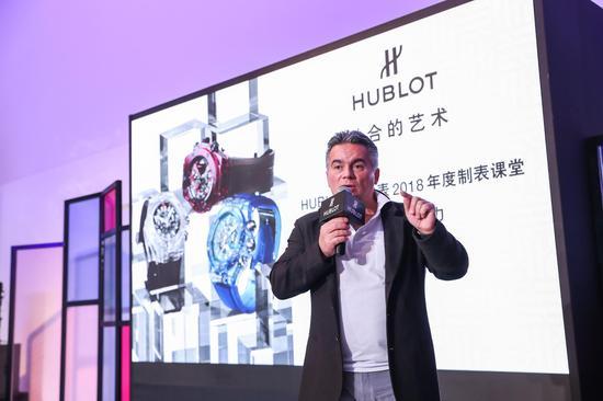 宇舶表研究开发部总监马蒂亚斯·布特(Mathias Buttet)现场为大家讲述蓝宝石的独特魅力