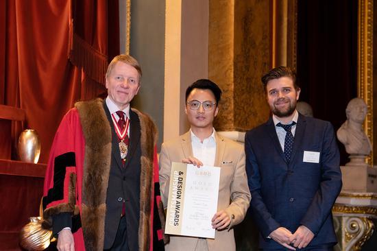 华人设计师曾子谋携同名高级珠宝品牌ZEEMOU ZENG获颁2020年英国金匠精工艺与设计大赛“珠宝生产”类别金奖