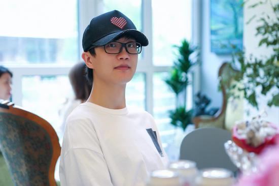 著名音乐人许嵩