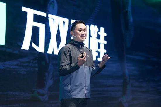 安踏跑步篮球事业部总经理蔡之本揭幕“创中国跑力”品牌战略