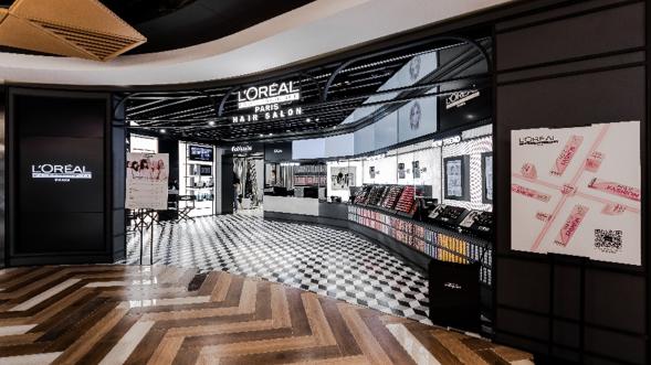 图:巴黎欧莱雅PRO全球旗舰沙龙上海K11店