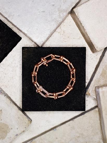 Tiffany & Co.蒂芙尼HardWear系列18K玫瑰金镶钻链环手链