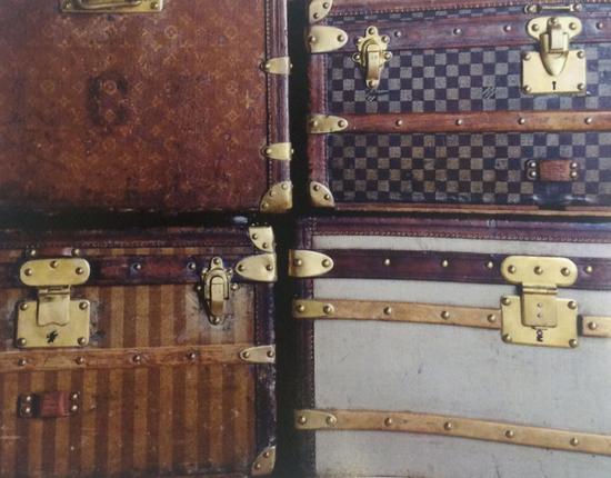 LV1854年、1872年、1888年和1896年经典行李箱